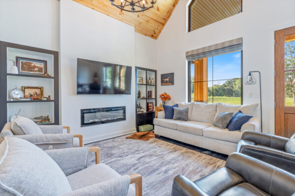 2810Hwy47E_KEPhotos-34-web