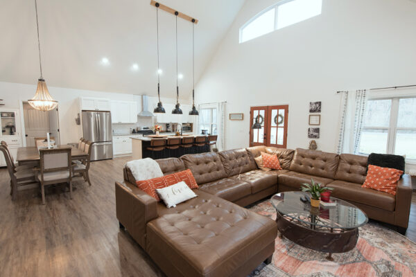 LampleysBuilding-cliftonvalleymainroom-2